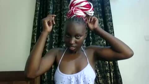 Snapshot of sexxy_melmine chatting on 17, 5, 2026 Dolly online show from 17, 5, 2026