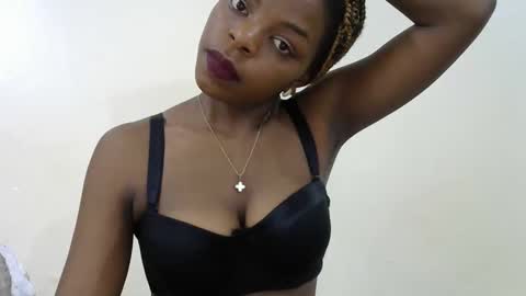 Snapshot of sexxy_montana chatting on 24, 10, 2025 sexxy_montana online show from 24, 10, 2025