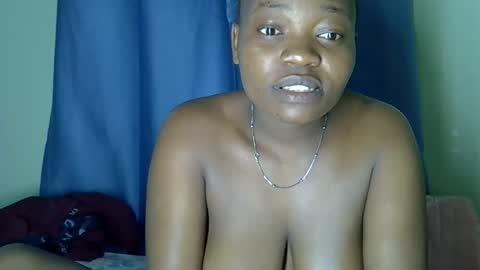 Snapshot of sexxybuttie chatting on 28, 9, 2025 African Queen online show from 28, 9, 2025