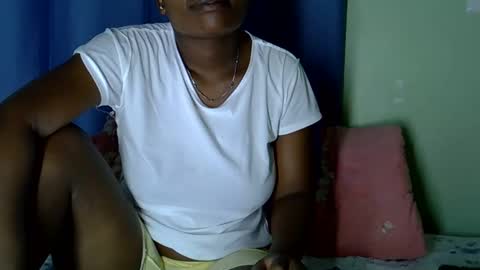 Snapshot of sexxybuttie chatting on 3, 10, 2025 African Queen online show from 3, 10, 2025