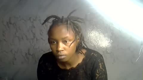 Snapshot of sexxyjey_ chatting on 10, 9, 2025 sexxyjey_ online show from 10, 9, 2025