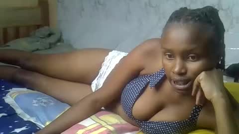 Snapshot of sexxyjey_ chatting on 5, 10, 2025 sexxyjey_ online show from 5, 10, 2025