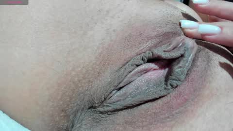 Snapshot of sexxymeriemm chatting on 1, 2, 2025 sexxymeriemm online show from 1, 2, 2025