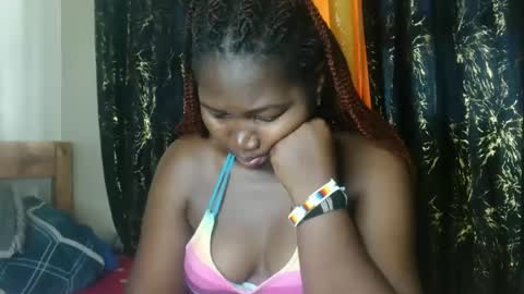 sexxypritty online show from 16, 3, 2026