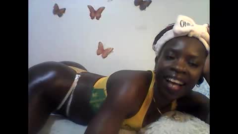 Snapshot of sexy_annbel chatting on 11, 10, 2025 Ann online show from 11, 10, 2025