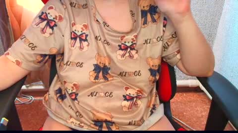 Jessica  Face only in pvt or in snapchat Dont ask more.... online show from 8, 3, 2025