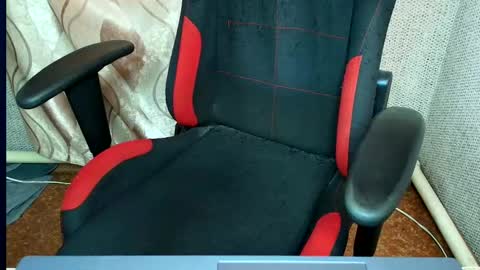 Jessica  Face only in pvt or in snapchat Dont ask more.... online show from 17, 9, 2025