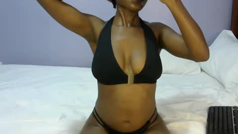 Snapshot of sexy_b7 chatting on 20, 7, 2026 kiki online show from 20, 7, 2026