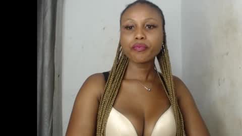 Snapshot of sexy_badgirl2 chatting on 11, 10, 2025 Sexy blackgirl2 online show from 11, 10, 2025