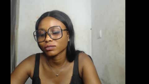 Snapshot of sexy_badgirl2 chatting on 2, 12, 2025 Sexy blackgirl2 online show from 2, 12, 2025