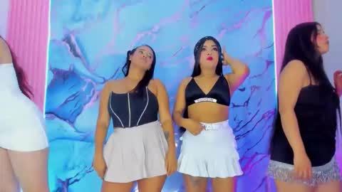 Zara and Leidy online show from 11, 11, 2025