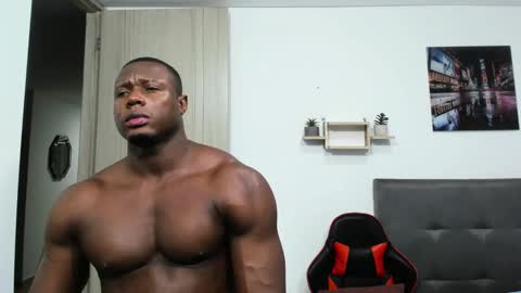 Snapshot of sexy_blackman chatting on 25, 2, 2025 sexy blackman online show from 25, 2, 2025