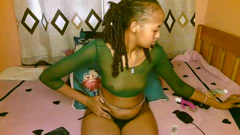 sexy_bluegirl online show from 10, 3, 2025