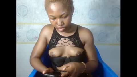 Snapshot of sexy_bluey247 chatting on 16, 9, 2025 sexy_bluey247 online show from 16, 9, 2025