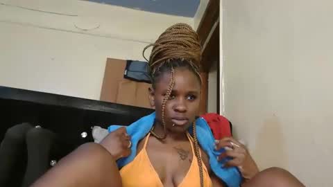Snapshot of sexy_bree25 chatting on 19, 9, 2025 bree online show from 19, 9, 2025