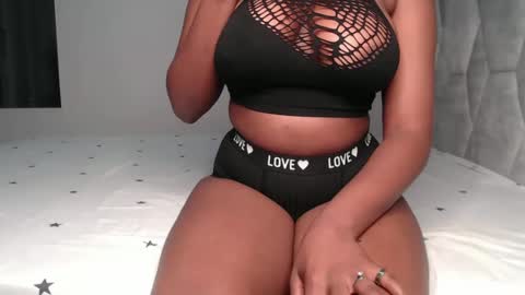 Snapshot of sexy_chocolata chatting on 30, 1, 2025 chocolata online show from 30, 1, 2025