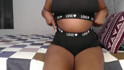 Snapshot of sexy_chocolata chatting on 24, 2, 2025 chocolata online show from 24, 2, 2025