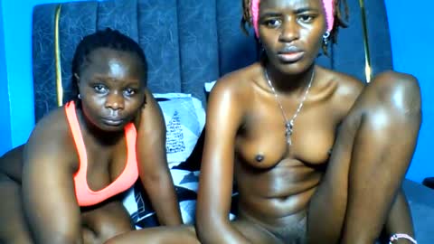 sexy_divas55 online show from 7, 6, 2026