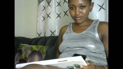 Snapshot of sexy_ebony_bliss chatting on 11, 12, 2024 adasa online show from 11, 12, 2024