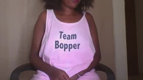 Snapshot of sexy_ebony_bliss chatting on 26, 1, 2025 adasa online show from 26, 1, 2025