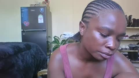 Snapshot of sexy_ebony_princess chatting on 7, 11, 2025 Trina online show from 7, 11, 2025