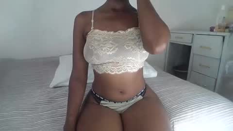 Ellahh online show from 13, 4, 2026