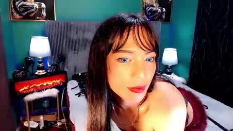 lovelyfebe  online show from 15, 4, 2026