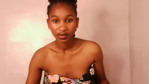 Snapshot of sexy_joyline chatting on 24, 11, 2025 joy online show from 24, 11, 2025