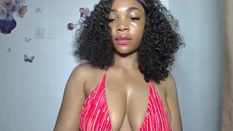 Snapshot of sexy_kitty881 chatting on 9, 9, 2025 Sexy kitty881 online show from 9, 9, 2025