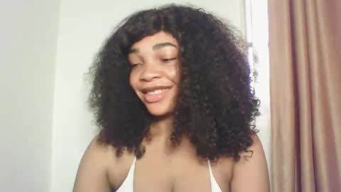 Snapshot of sexy_kitty881 chatting on 1, 10, 2025 Sexy kitty881 online show from 1, 10, 2025