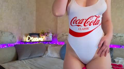 Snapshot of sexy_leslie chatting on 15, 2, 2025 Leslie online show from 15, 2, 2025