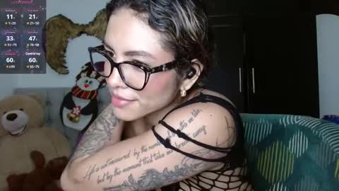 Snapshot of sexy_lia_latina chatting on 2, 2, 2025 Celeste online show from 2, 2, 2025
