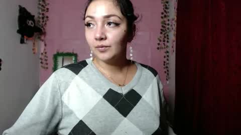 sexy lolas online show from 28, 2, 2025