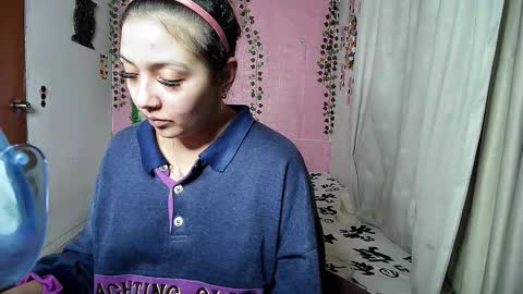 sexy lolas online show from 14, 11, 2025