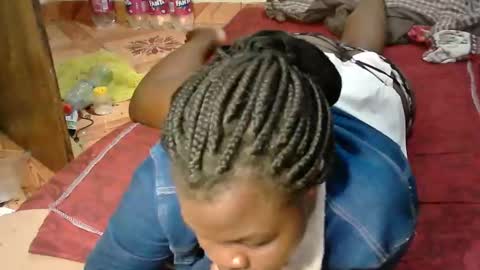 sexy_lunah online show from 7, 4, 2026