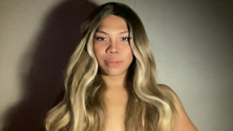 Nicole online show from 17, 6, 2026