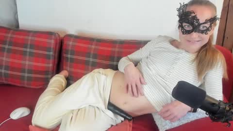 Snapshot of sexy_marlen chatting on 16, 1, 2025 Marlen online show from 16, 1, 2025