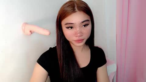 Snapshot of sexy_mikaxoxo chatting on 17, 9, 2025 mika online show from 17, 9, 2025