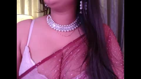 Snapshot of sexy_myra18 chatting on 16, 1, 2026 myra online show from 16, 1, 2026