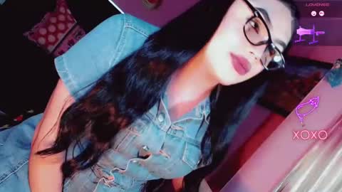 Snapshot of sexy_mysterious_dirty_girl chatting on 16, 10, 2025 queen online show from 16, 10, 2025