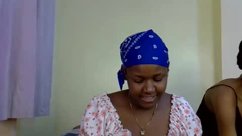 Snapshot of sexy_narohah chatting on 21, 9, 2025 Narohah online show from 21, 9, 2025