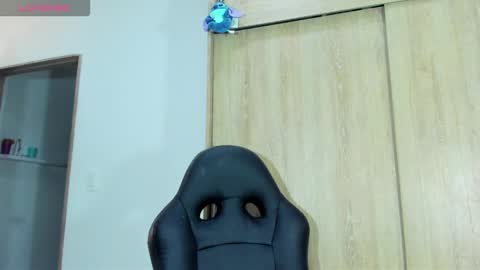 sexy_nicole_ricutty online show from 22, 9, 2025