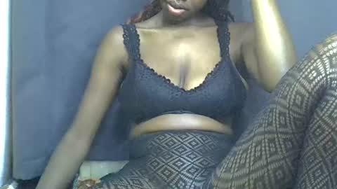 sexy_peach4 online show from 18, 7, 2026