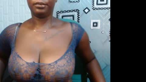 Snapshot of sexy_pearl12 chatting on 14, 12, 2024 zoe online show from 14, 12, 2024