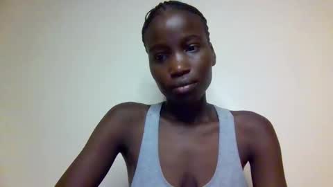 sexy_petittie online show from 12, 10, 2025