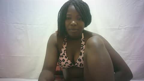 sexy_sandrah online show from 10, 3, 2025