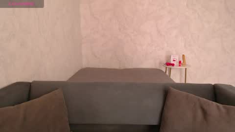 Snapshot of sexy_sansa chatting on 19, 5, 2026 Alina online show from 19, 5, 2026