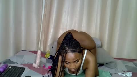 Snapshot of sexy_shan09 chatting on 3, 2, 2026 sexy_shan09 online show from 3, 2, 2026