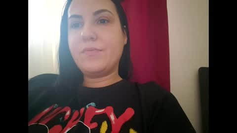 Snapshot of sexy_slimm25 chatting on 10, 11, 2025 Slimm online show from 10, 11, 2025