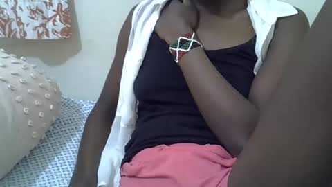 Snapshot of sexy_tania1 chatting on 22, 10, 2025 sexy_tania1 online show from 22, 10, 2025